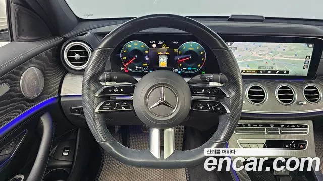 Mercedes-Benz E-Class 2021 — фото 13