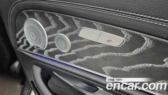 Mercedes-Benz E-Class 2021 — фото 18