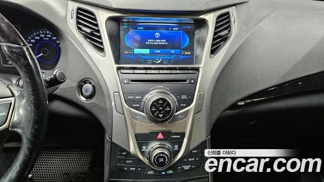 Hyundai Grandeur 2014 — фото 16