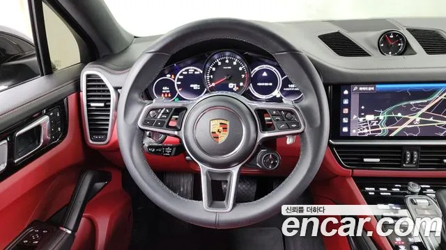 Porsche Cayenne 2023 — фото 13