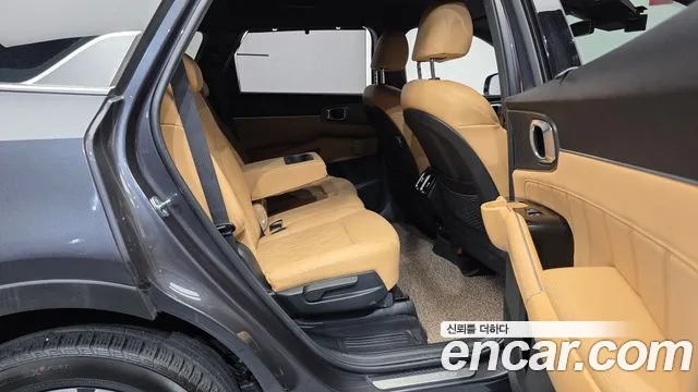 Kia Sorento 2023 — фото 12