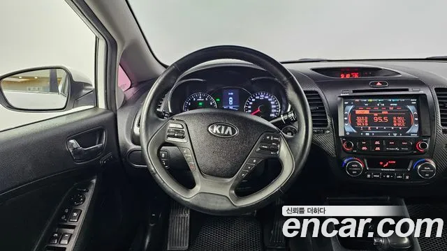 Kia K3 2015 — фото 13