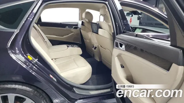 Hyundai Genesis 2016 — фото 12