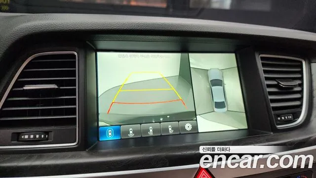 Hyundai Genesis 2016 — фото 15