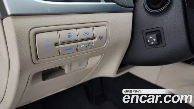 Hyundai Genesis 2016 — фото 16