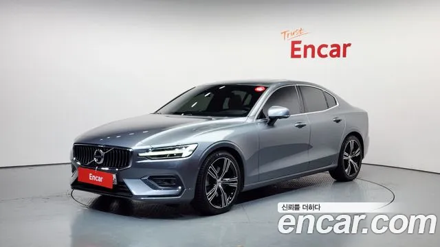 Volvo S60 2020 — фото 1