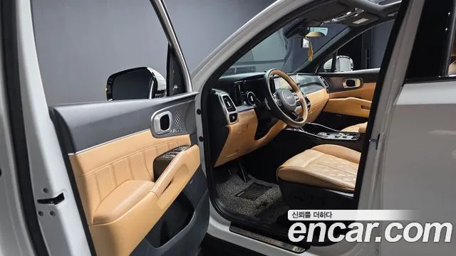 Kia Sorento 2022 — фото 10