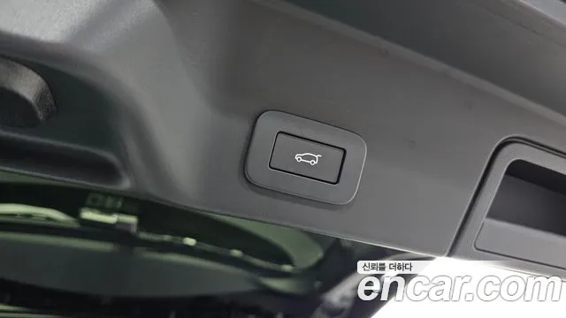 Land Rover Range Rover Evoque 2025 — фото 19