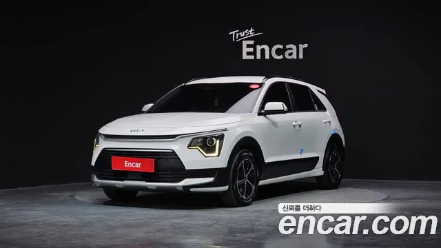 Kia Niro 2022 — фото 1