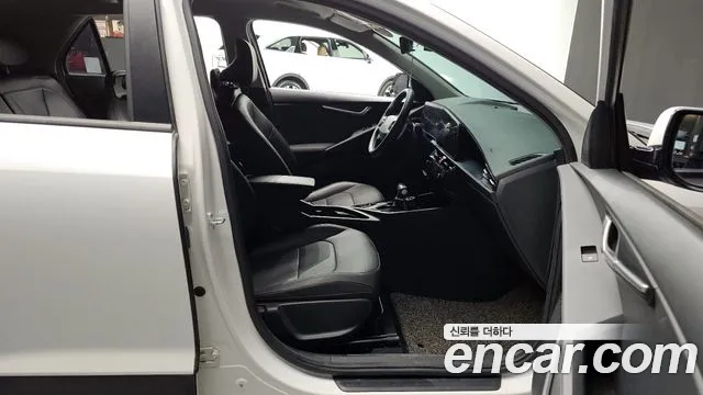 Kia Niro 2022 — фото 11