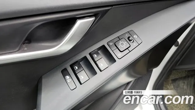 Kia Niro 2022 — фото 18