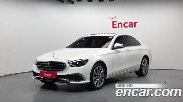 Mercedes-Benz E-Class 2023 — фото 1