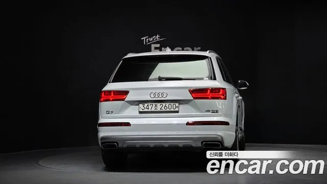 Audi Q7 2019 — фото 4