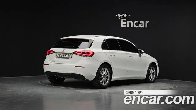 Mercedes-Benz A-Class 2019 — фото 2
