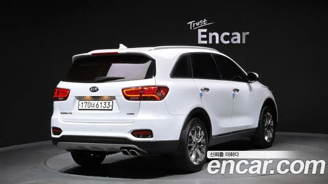 Kia Sorento 2018 — фото 2