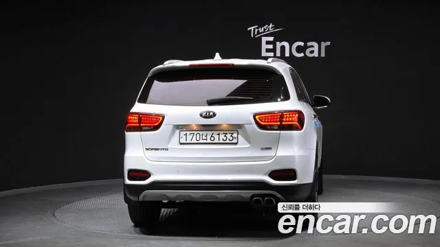 Kia Sorento 2018 — фото 4