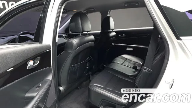 Kia Sorento 2018 — фото 12