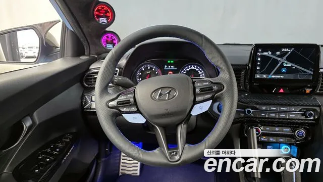Hyundai Veloster 2021 — фото 13