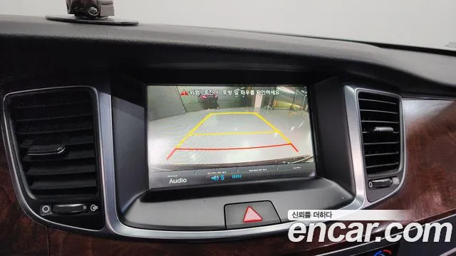 Hyundai Equus 2015 — фото 15