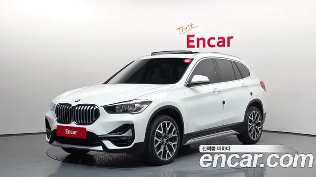 BMW X1 2022 — фото 1