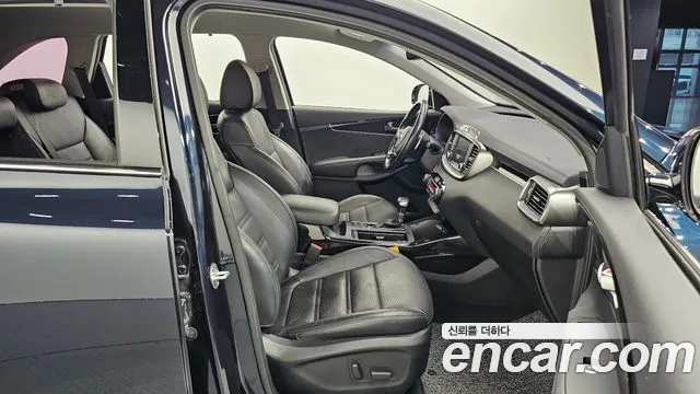 Kia Sorento 2018 — фото 10