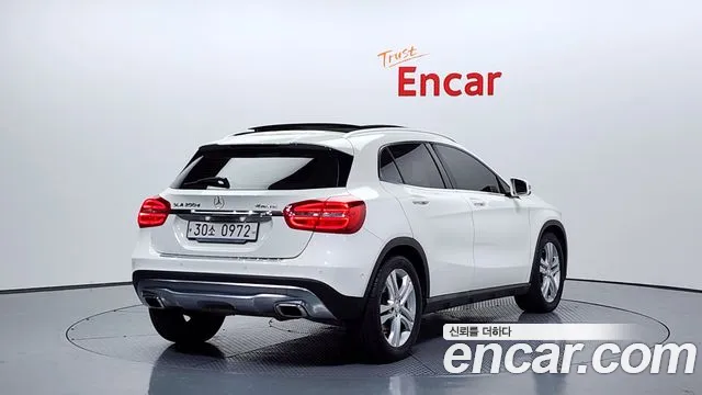 Mercedes-Benz GLA-Class 2016 — фото 2