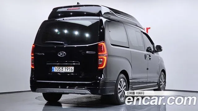 Hyundai Starex 2021 — фото 2