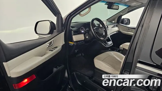 Hyundai Starex 2021 — фото 10