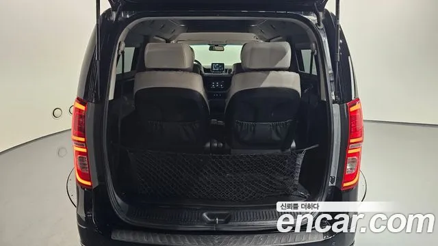 Hyundai Starex 2021 — фото 20