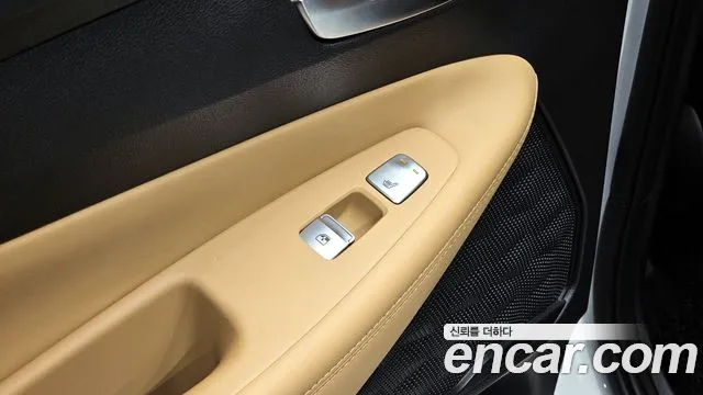 Hyundai Santafe 2023 — фото 19