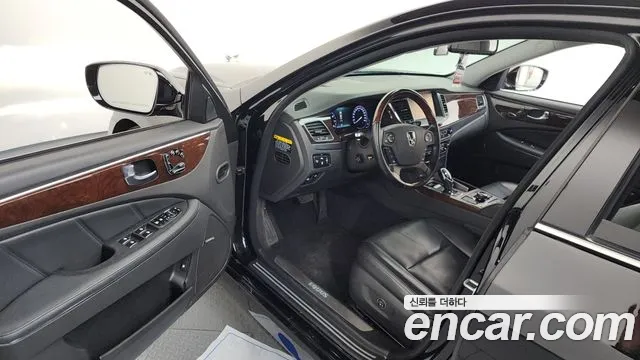 Hyundai Equus 2014 — фото 10