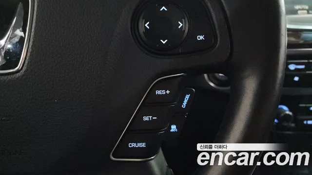 Hyundai Equus 2014 — фото 14