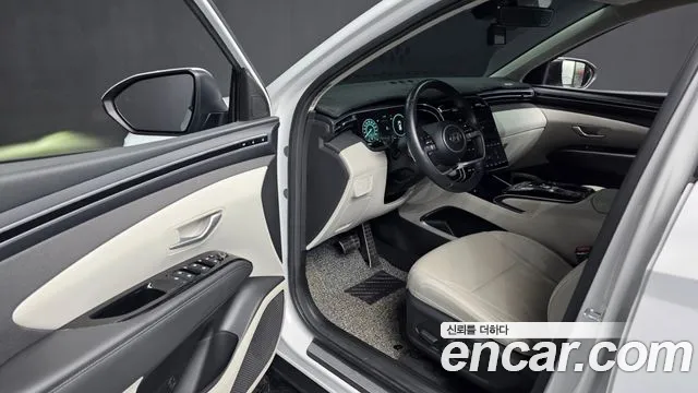 Hyundai Tucson 2023 — фото 10
