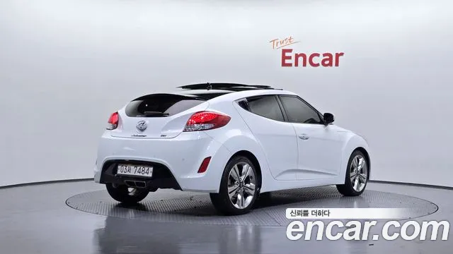 Hyundai Veloster 2017 — фото 2