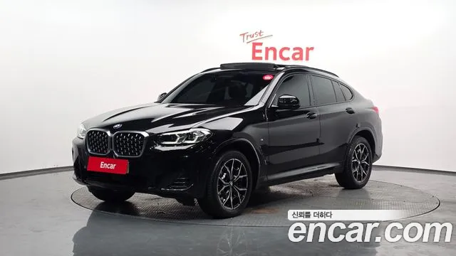 BMW X4 2022 — фото 1