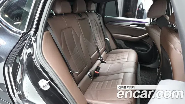 BMW X4 2022 — фото 12