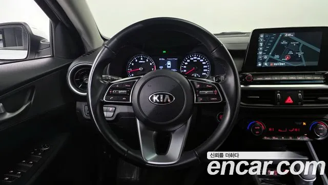 Kia K3 2021 — фото 13