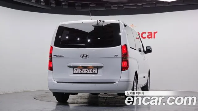 Hyundai Starex 2016 — фото 4