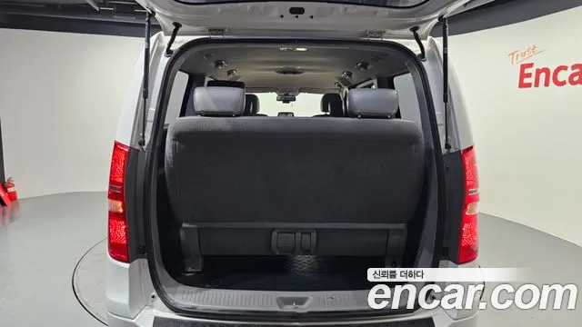 Hyundai Starex 2016 — фото 20