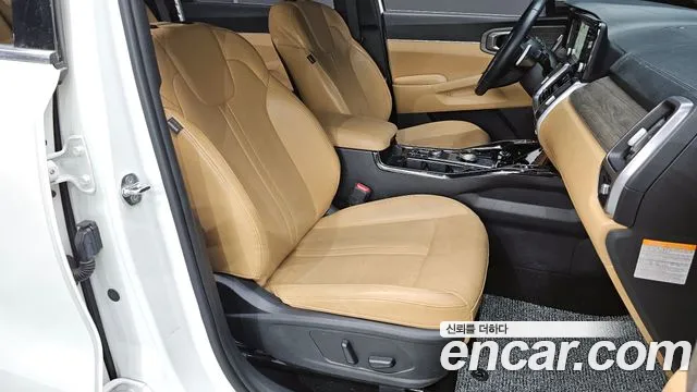 Kia Sorento 2022 — фото 11