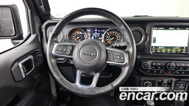 Jeep Wrangler 2022 — фото 13
