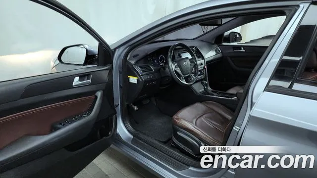 Hyundai Sonata 2017 — фото 10
