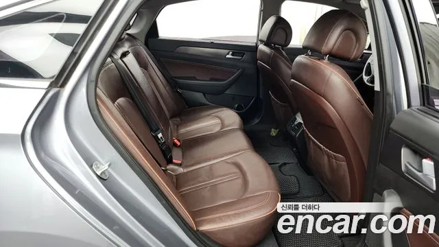 Hyundai Sonata 2017 — фото 12
