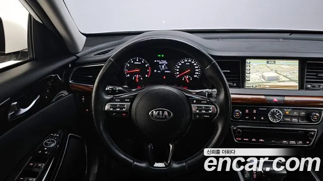 Kia K7 2016 — фото 13