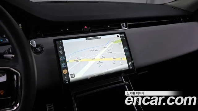 Land Rover Range Rover Evoque 2024 — фото 14