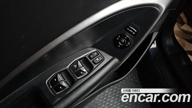 Hyundai Santafe 2018 — фото 13