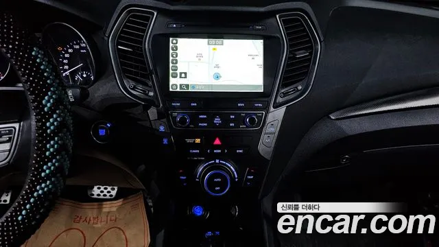 Hyundai Santafe 2018 — фото 16