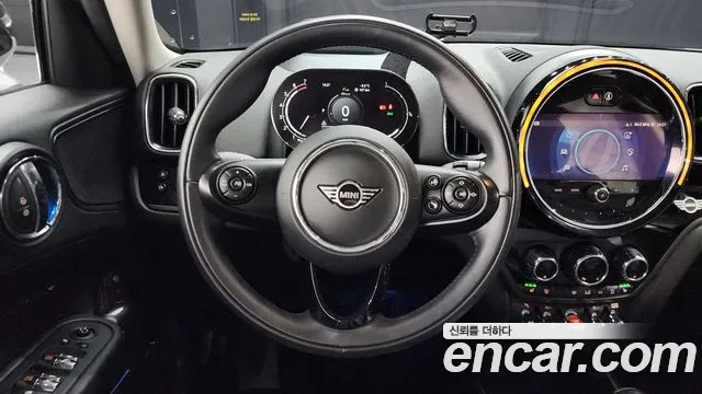 Mini Countryman 2021 — фото 13