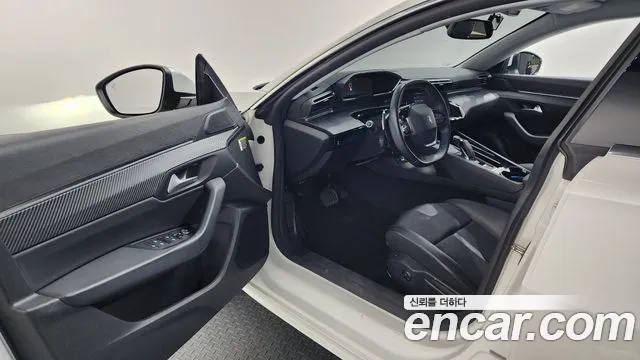 Peugeot 508 2019 — фото 10