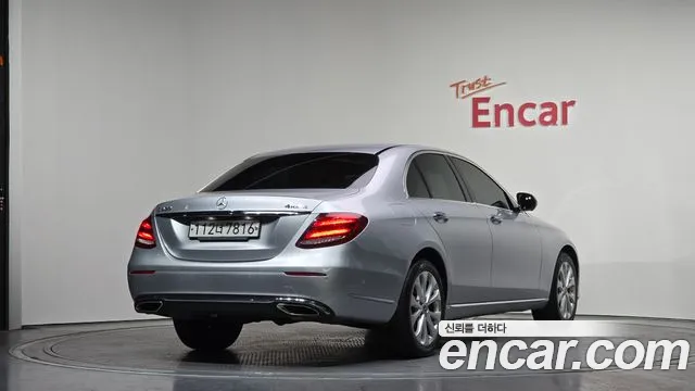 Mercedes-Benz E-Class 2018 — фото 2